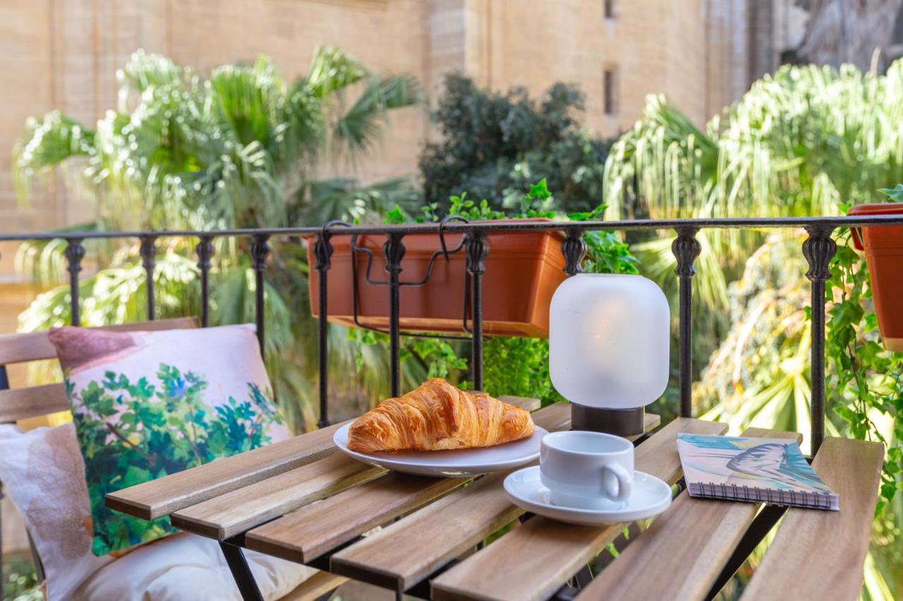 Apartment Jardines De La Catedral 1 *